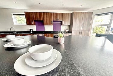 7 bed flat, 2-4 Plymbridge Lane, Crownhill, Plymouth, PL68DE - Image 6